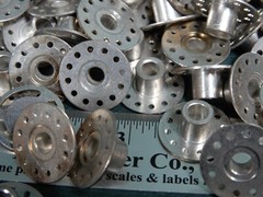 Huge Lot of Unknown Bobbins Toroids? Unsure of Usage Flange 3/4 Dia