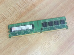 Hynix HYMP512U64CP8-Y5 AB 1GB Memory Bd PC2-5300U-555-12 Y5 AB-C
