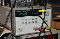 Magnavox AM-7176A/VRC-83 Amplifier w/ Magnavox RT-1319B/URC PRC-113 Radio