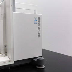 Mettler Toledo XS205DU Analytical Balance