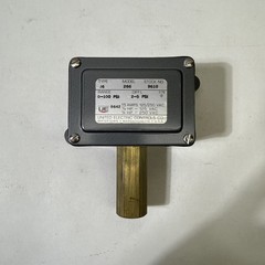 UNITED ELECTRIC J6 266 PRESSURE CONTROLLER SWITCH 9610 0-100 PSI