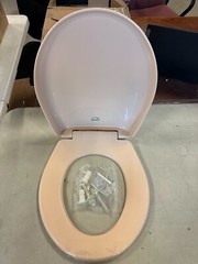 Bemis 200SLOWT 643 Whisper-Close Round Closed Front Toilet Seat in Desert Bloom
