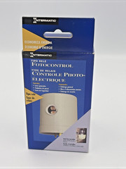 Intermatic K1221 105/130-VAC Photocontrols with Locking Type Mounting