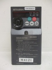Mitsubishi FR-D720-0.1K D700 Inverter AC VS Drive 3PH 200-240V 0.8A 0.2-400Hz