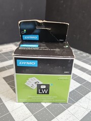 Genuine DYMO 30857 LW Large White NAME BADGE Labels 2 1/2 x 4″250 per roll TP2
