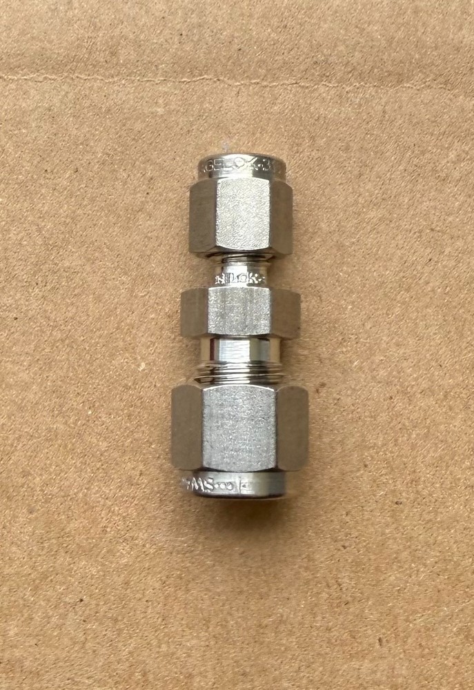 Swagelok 1/4″ X 1/8″ Stainless Steel Reducer SS-400-6-2 Several Avail New