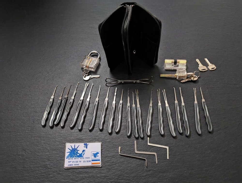 Huanyu 31Pc Locksport Training Set w Leather case And 3 Transparent Locks
