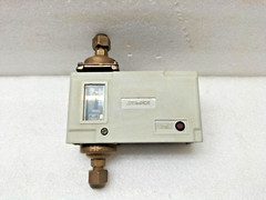 SAGINOMIYA BT-45 PRESSURE SWITCH 60852 RANGE 1-3.5 kg/cm2