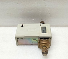 SAGINOMIYA BT-45 PRESSURE SWITCH 60852 RANGE 1-3.5 kg/cm2