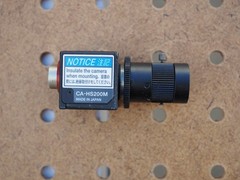 KEYENCE CA-HS200M 2MP INDUSTRIAL CAMERA LENS OPEN f=16mm