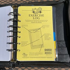 Franklin Covey Leather Ring Planner Binder Classic Size W/Inserts Zip Closure