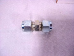 1bx 24ea Parker Chromium-6 Free 6-6 HBZ-S 3/8 In CS Compression ASTM A108 Union