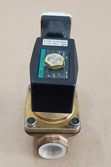 *NEW* CKD ADK11-20A-03M-AC100V Solenoid Valve ADK11-20A Air Water Oil + Warranty