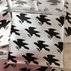 BaggiesSince1987 Design Zip Bags 1515 100PCS SWEETHEART in SILVER on PEARL GREEN