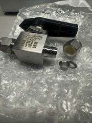 Swagelok SS-43GS4 Ball Valve 1/4” Tubing 3000 PSI Stainless Steel New