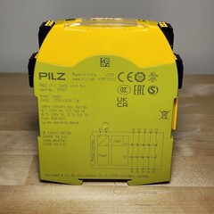 Pilz 751107 PNOZ s7 C Safety Relay 24VDC
