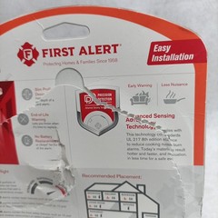 First Alert 10-Year Path Light Photoelectric Smoke Alarm Battery NIOB