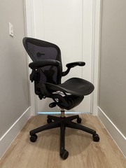 Herman Miller Aeron Classic Desk Chair | Size C | Black | 9.5/10