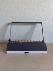 GBC CombBind C75 Binding Machine