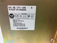ALLEN-BRADLEY 1771-A4B / B 16 SLOT PLC RACK UNIVERSAL INPUT/OUTPUT I/O CHASSIS