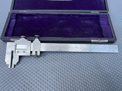 VTG Brown & Sharpe No. 570 Vernier Caliper 7″ Outside/Inside – USA