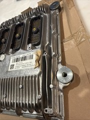 John Deere OEM RE555539 L34 Air Cooled Engine Controller NEW