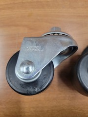 Merrick Machine M350005 2.5 in. Stud Mount Swivel Polyolefin Caster Black. 2pk