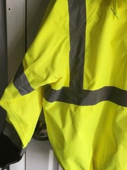 ML Kishigo Hi-Vis Storm Cover Rainwear Jacket – ANSI-ISEA 107-2010 T556 Size L
