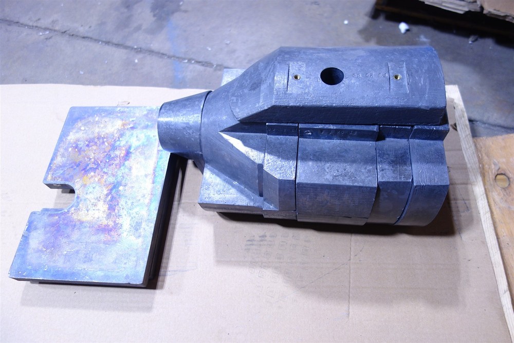 Lead Shielded Radiation Chamber / Gamma Counter / Lead Shielding