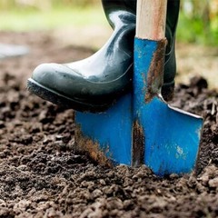 Footwear Rubber Boot 100% Waterproof, Lightweight, Durable, Construction