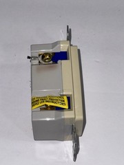 “LOT OF 7” COOPER E60120 Wiring Devices 20 -Amp 125-volt Commercial Decorator