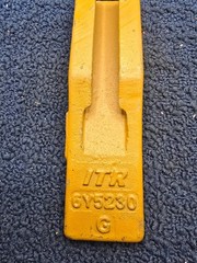ITR 6Y5230: Steal Scarifier Bucket Tooth Tip Grader For Grader fits Caterpillar