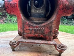 Vintage Hypro Series 5200 Big Twin Piston Pump Agricultural/Sprayer Parts Repair
