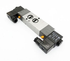 EMC E.MC N3R352C-08ME4 N3R352C-08M 24V Solenoid Valve Solenoid Valve -Unused/Original Box-