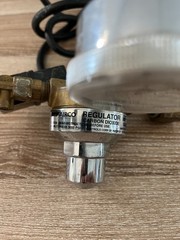 AIRCO 805-7715 CO₂ Regulator CGA-320 w/ Aqua Culture Flowmeter & 110v Solenoid V