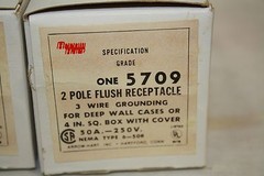 (3) COOPER ARROW HART 5709 WELDER OUTLET FLUSH RECEPTACLE