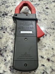 Fluke 30 Clamp Meter 200A-400A, 200V-600V, 200 Ohm. With Case And Test Probes.