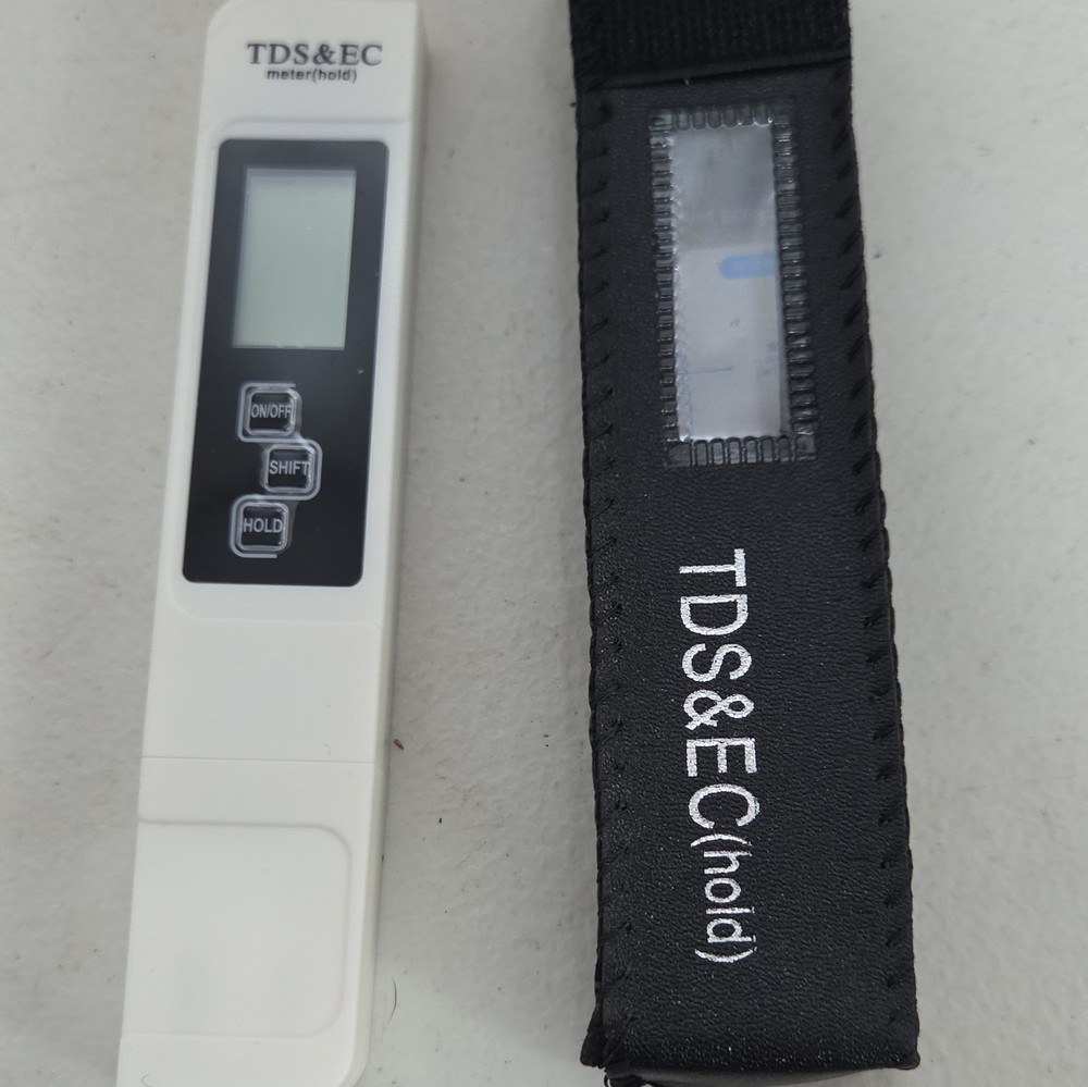 Digital TDS & EC Meter Water Tester with HOLD Function and Carrying Case/Pouch