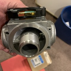 Donaldson P166387 Head Assembly Hydraulic Filter Head For HMK04 Duramax NOS NIB