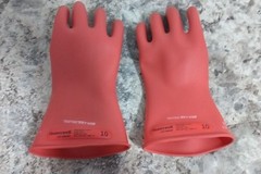 Salisbury GK011R/10 Size 10 Class 0 Red Electrical Glove Kit (BW)