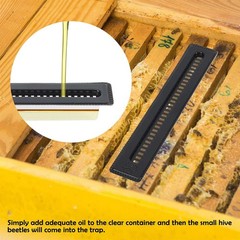 20Pcs Plastic Small Bee Hive Beetle Blaster Beehive Beetle Traps Beekeeping Tool