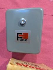 Furnas Electric Pressure Switch 69GC8 20-40 Pounds 2 Pole 120-240 V AC Open Bx