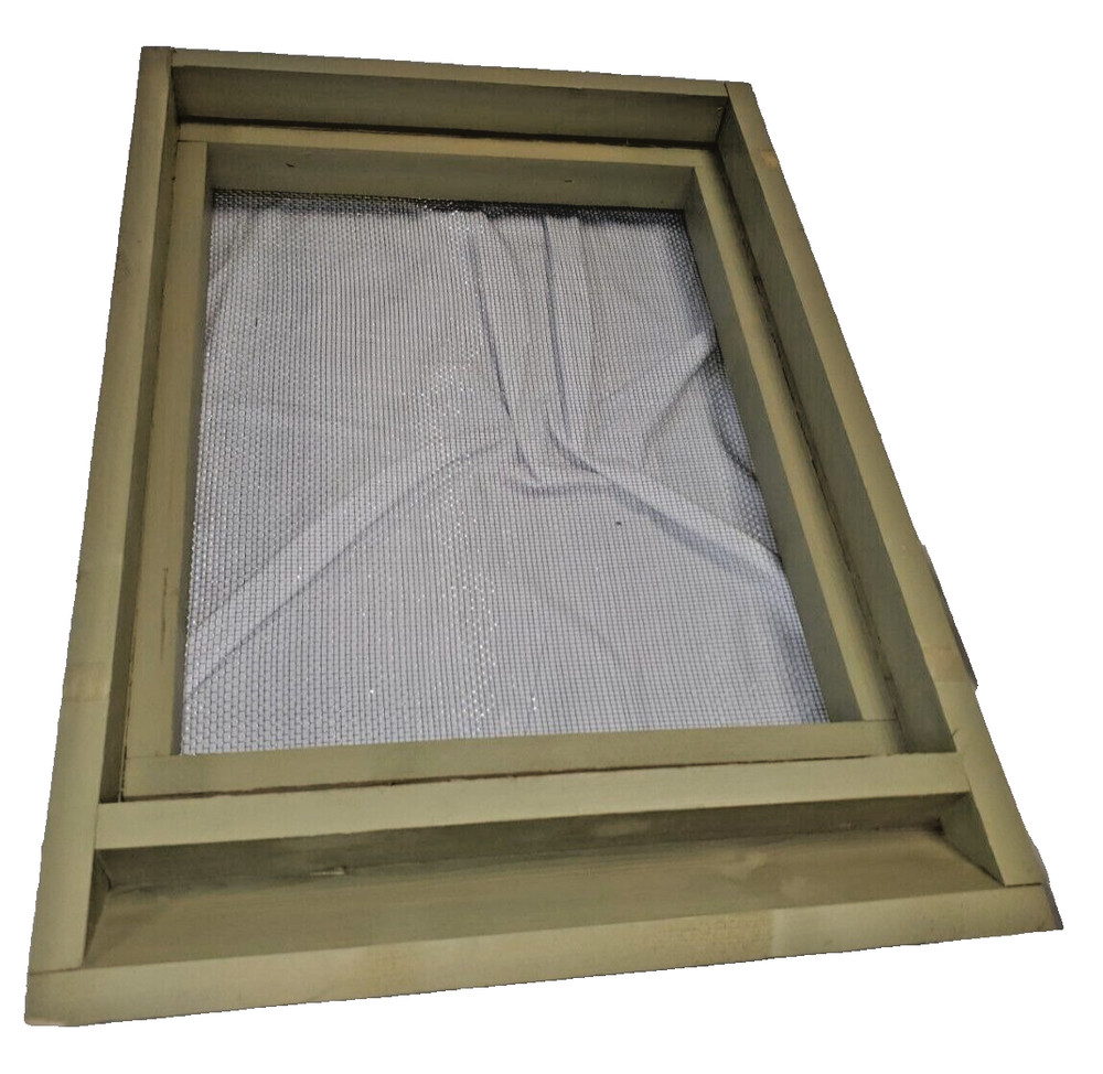 BizzyBee Blemished 4 pack Langstroth 10 Frame Bottom Screened Board