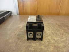 Eaton Circuit Breaker CC2200 200A 240V 2P *Missing (3) Lug Screws* Used