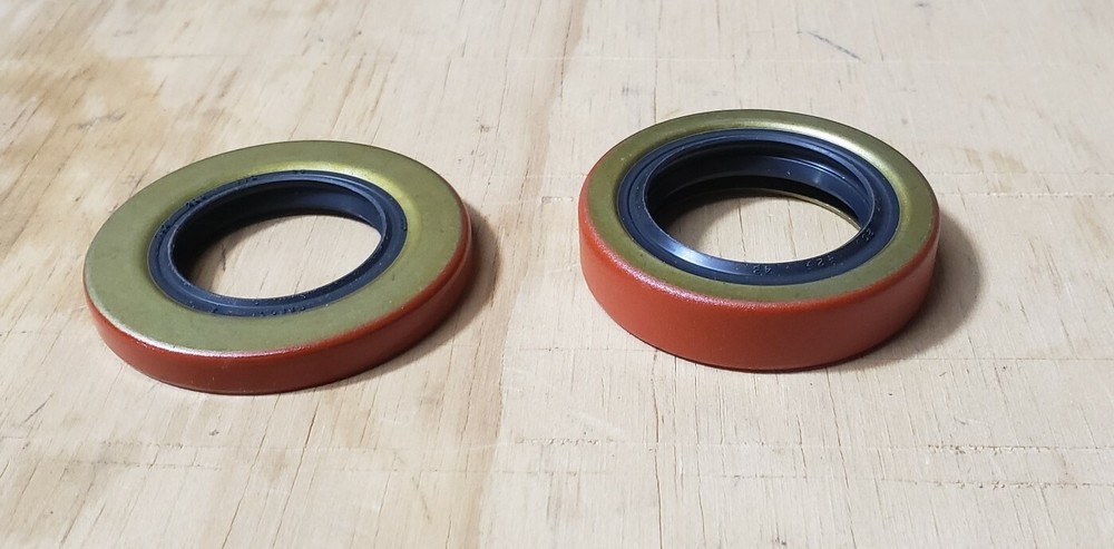 Hobart 30qt D30 gear box & Planetary shaft seals 110335 110334 both seals