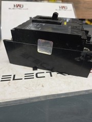 SQUARE D QBL32200 200A 3 POLE 240V QB 200 POWERPACT CIRCUIT BREAKER 3P 200 Amp
