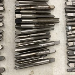 Lot of 100 plus Assorted Machinist Taps Made In The USA, READ Description M0939