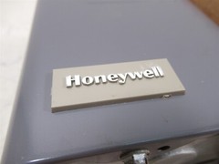 Honeywell R882C1007 Switching Relay NOS Unit with Box