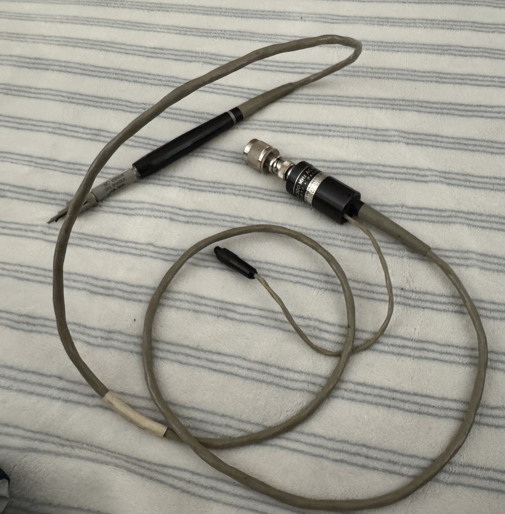 HP 1121A 500 MHZ AC ACTIVE PROBE W/ 10241A Divider