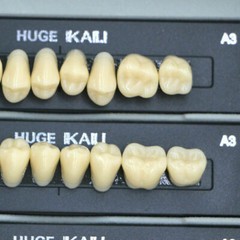 Dental Resin Teeth Complete Denture False Tooth Synthetic Polymer Teeth 112pcs